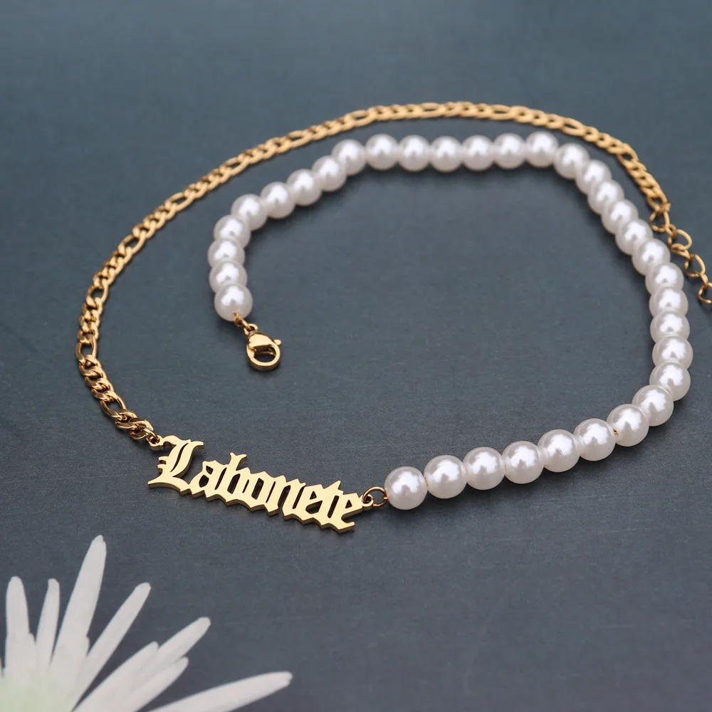 

Stainless Steel Figaro Chain Custom Name Necklace Luxury Pearl Necklaces Women Old English Letter Choker Personalized Necklace