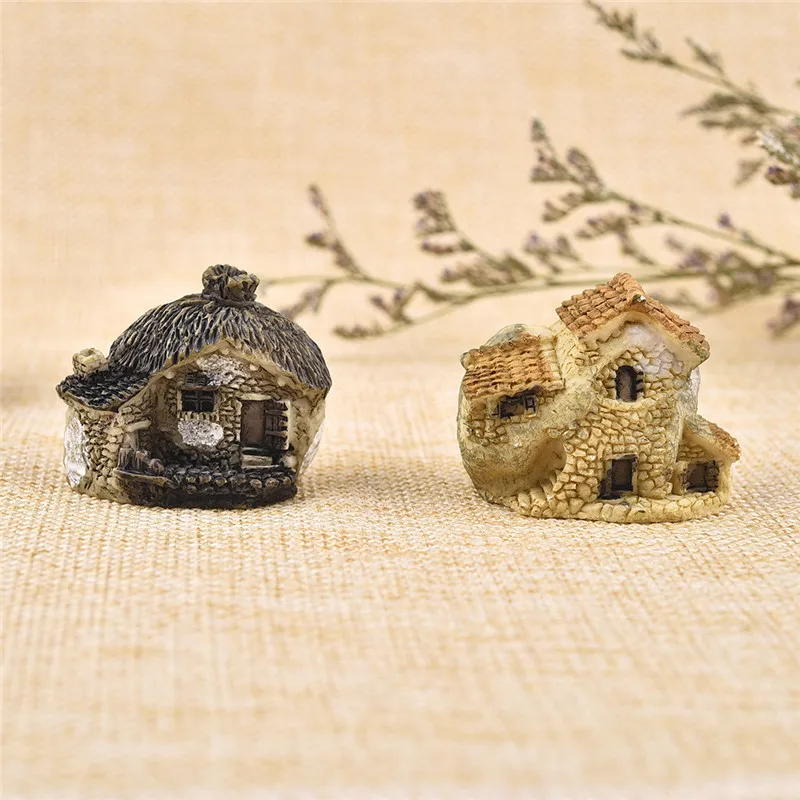 1 pcs Mini Small House Cottages Natural resin Toys Crafts Figure Moss Terrarium Fairy Garden Ornament Landscape Decor Home Decor