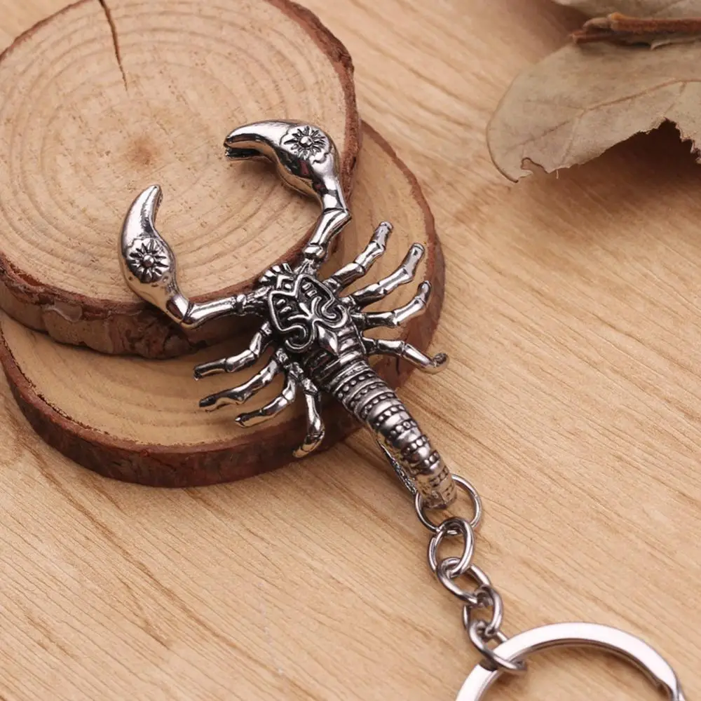 New Fashion Creative Retro Scorpion King Shape Keychain Personality Punk Animal Man Pendant Key Chain Chrismas Gift