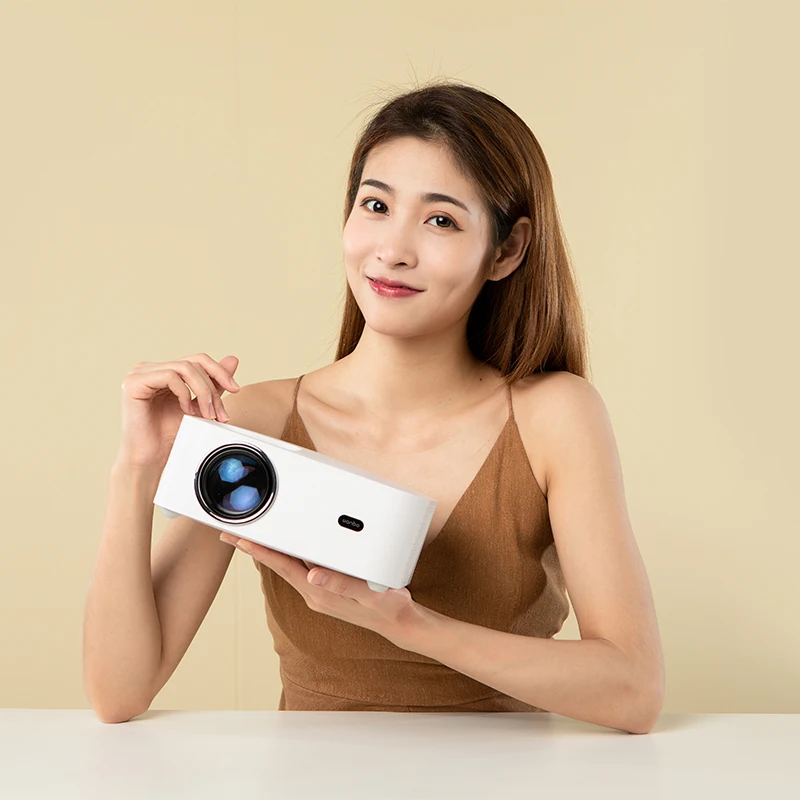 الإصدار العالمي الجديد Wanbo X1 Projector OSD جهاز عرض محمول تصحيح حجر الزاوية للمنزل والمكتب اللاسلكي منخفض الضوضاء