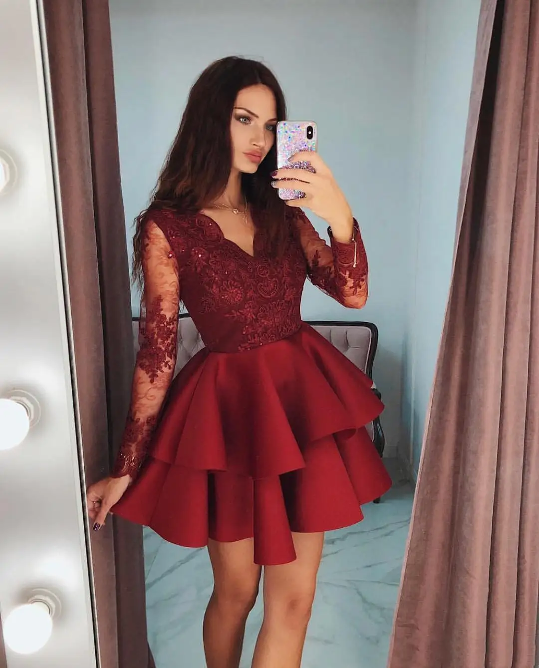 Burgundy Short Cocktail Prom Dresses 2022 Illusion Long Sleeve Appliques Lace Beaded A Line Modern Mini Party robe soirée femme