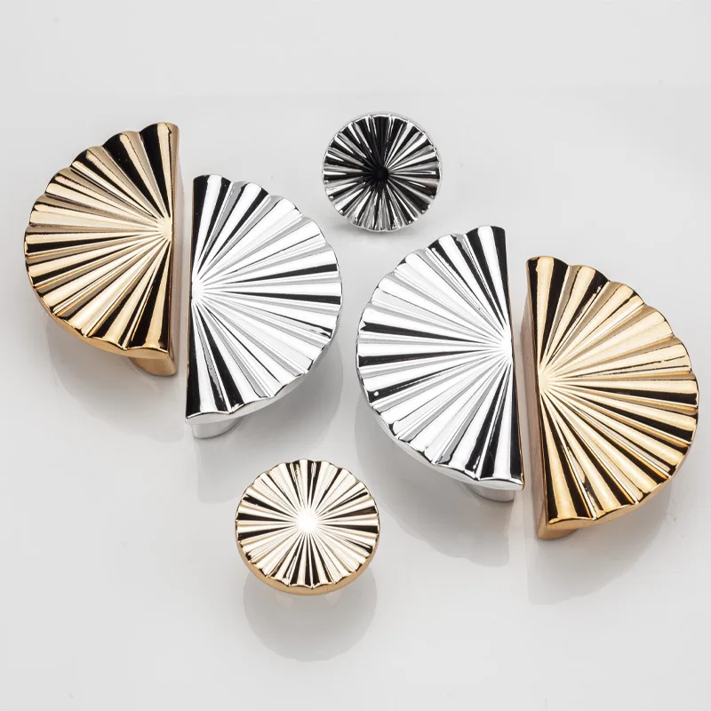 Manija de plástico de girasol, mueble de lujo con luz nórdica, manija para mueble de TV, puerta de armario dorada Simple moderna, manija creativa