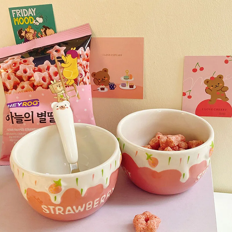 New Cute Sweet Strawberry Ceramic Bowl Girls Ice Cream Dessert Bowl Fruit Salad Breakfast Milk Cereal Rice Bowls Tableware