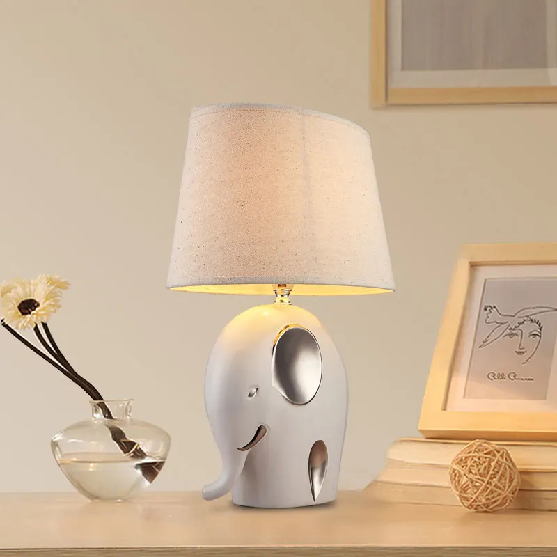 

Modern Ceramic Animal Table Lamps for Living Room Home Lighting Bedroom Bedside Desk Lamp Art Deco Dining Room Light Fixtures