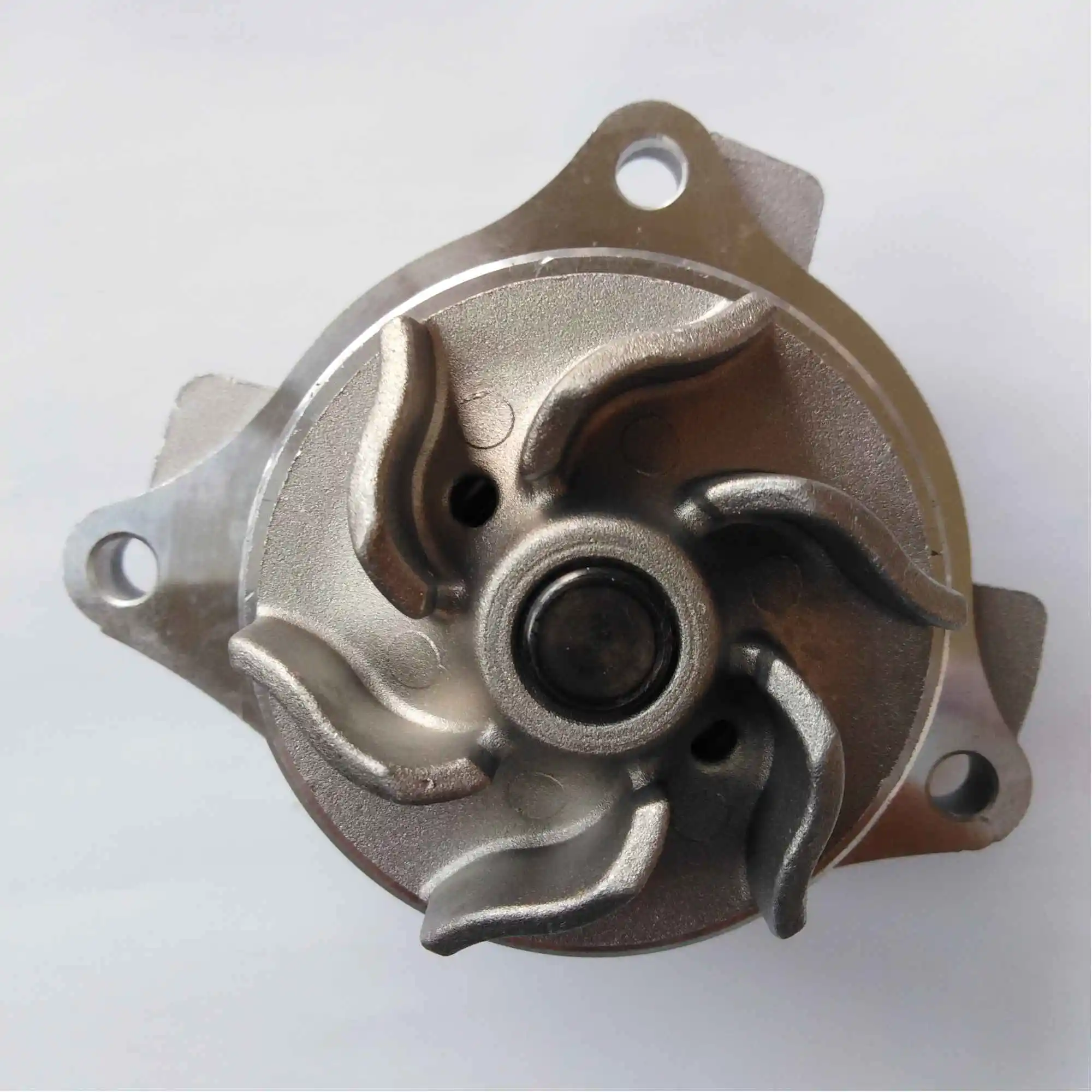 water pump   for saic roewe  350 mg3 .mgzs 1.5  zotye t600 1.5l