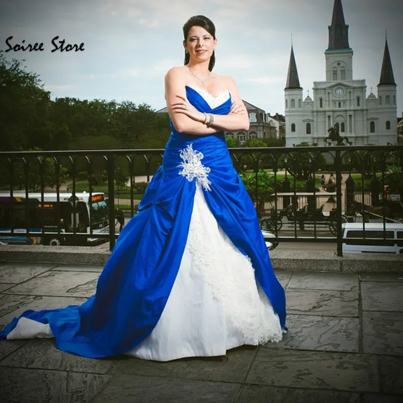 Vestido de novia gótico azul real y blanco de talla grande, vestido de novia estético de encaje con forma de corazón, novia romana elegante personalizada