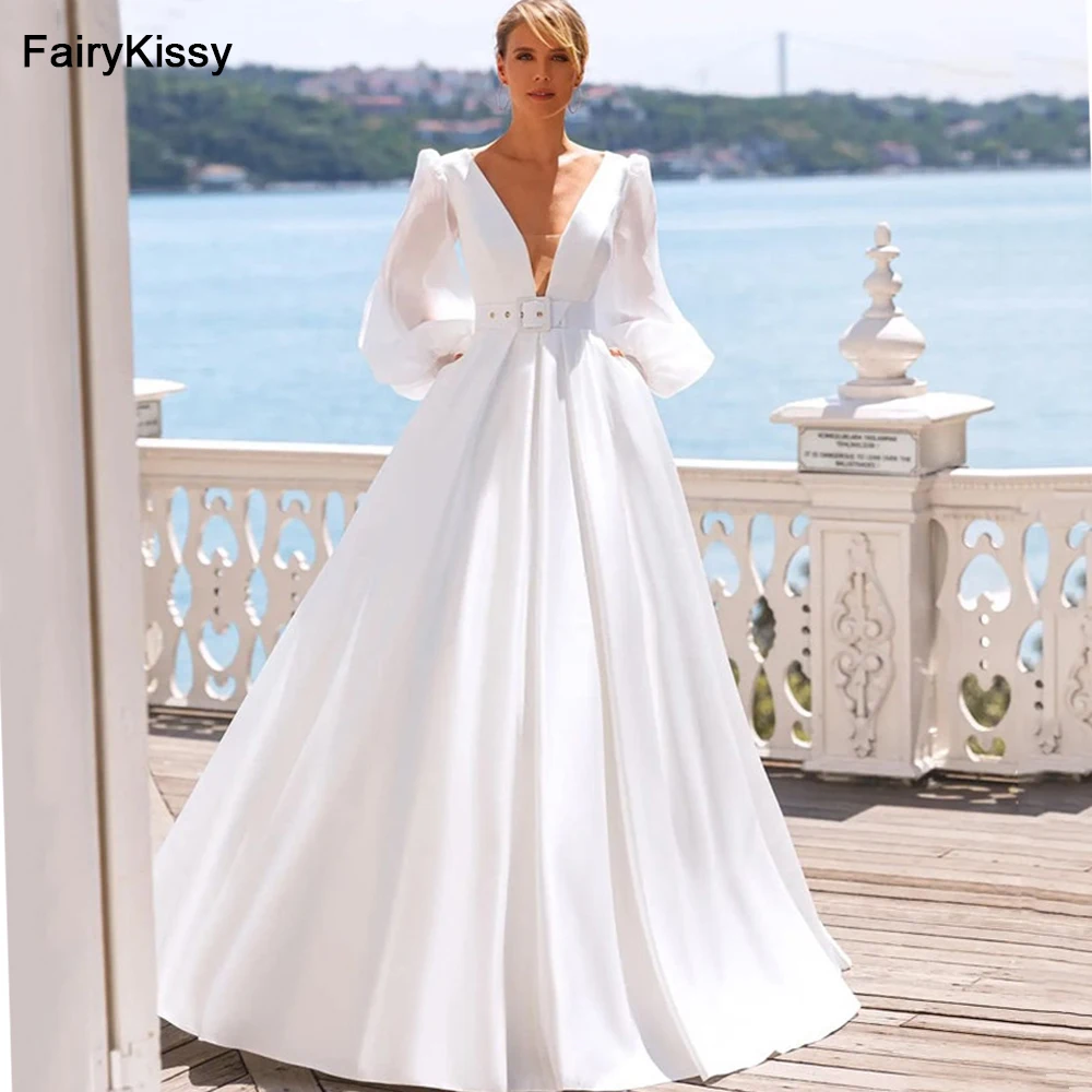 FairyKissy เจ้าหญิงงานแต่งงานชุดคู่ V คอชุดเจ้าสาวพัฟแขน Backless Sweep Train Gowns แต่งงานขนาดที่กำหนดเอง