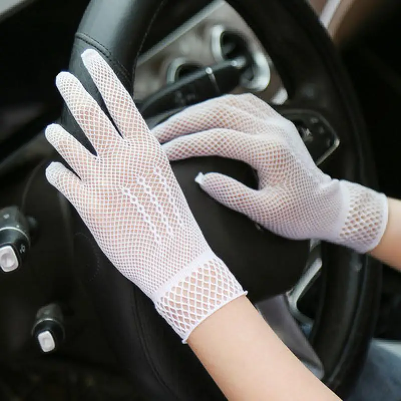 Lace Gloves Mesh Lace Gloves Five-finger Sexy Breathable Hollow Ladies Black Socks Nightclub Etiquette Dancing Finger GlovesA443