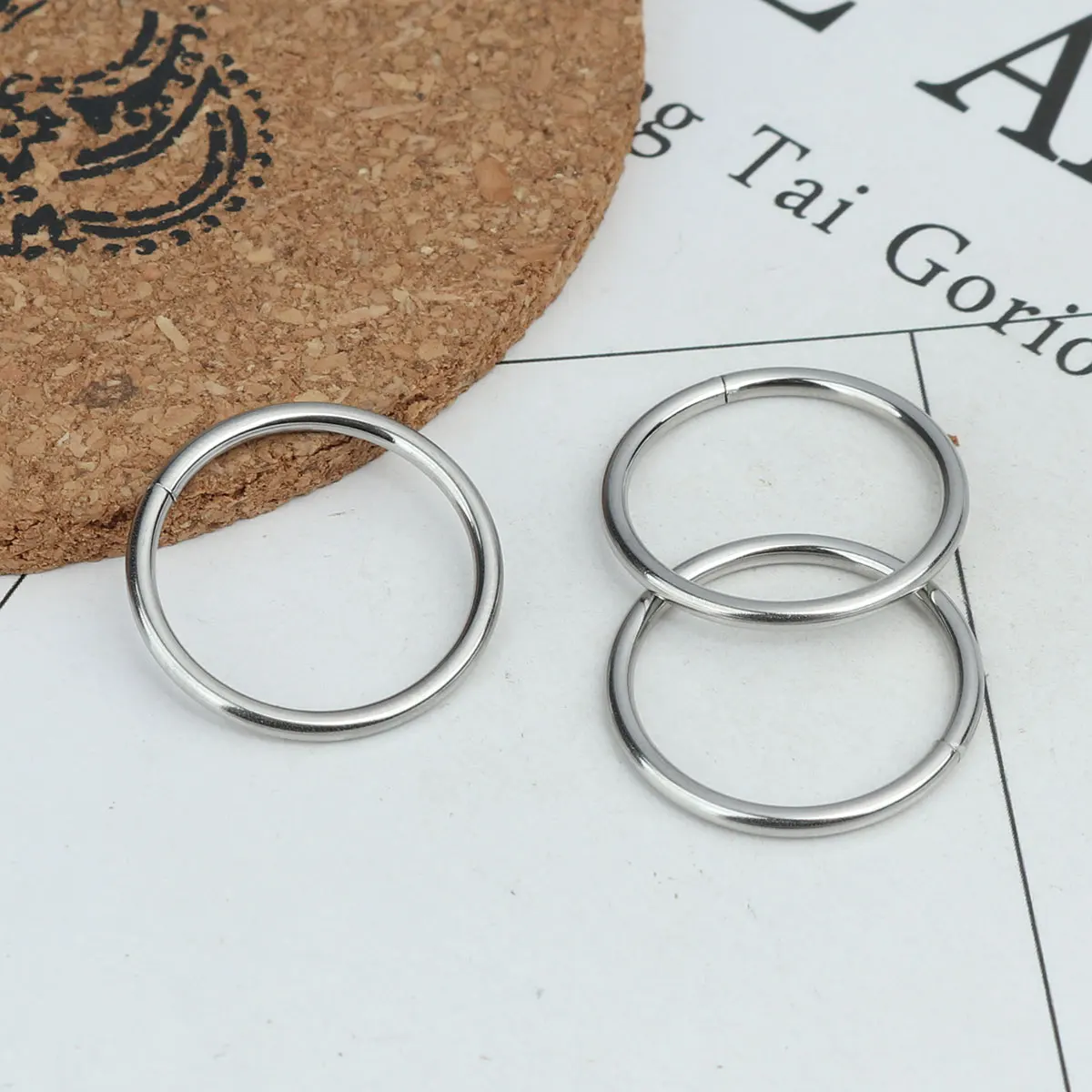 10 PCs 2mm 304 Stainless Steel Open Jump Rings Findings Circle Ring Silver Color 25mm Dia.for Jewelry Making Supplies Findings