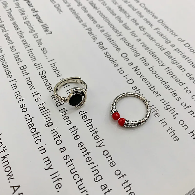 QMCOCO Silver Color Fashion Charms Black Round Ring Fashion Creative Moon Geometric Vintage Punk Party Women Jewelry Gift