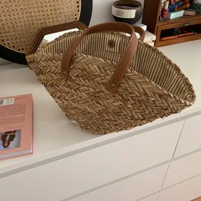 Casual Straw Women Shoulder Bags Woven Handbag Handmade Summer Beach Travel Tote Fashion Exquisite Shopping Bags For Women 2021