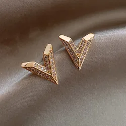 S925 Silver Needle Hypoallergenic Original Design V-shaped High-level Sense Of Simplicity And Compact Trendy Earring Jewelry