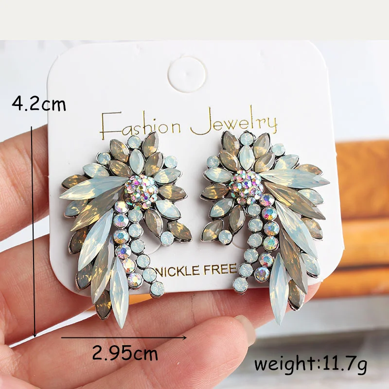 LUBOV New Fashion Colorful Rhinestone Earrings Women Bohemian Geometric Stud Earring Accessories