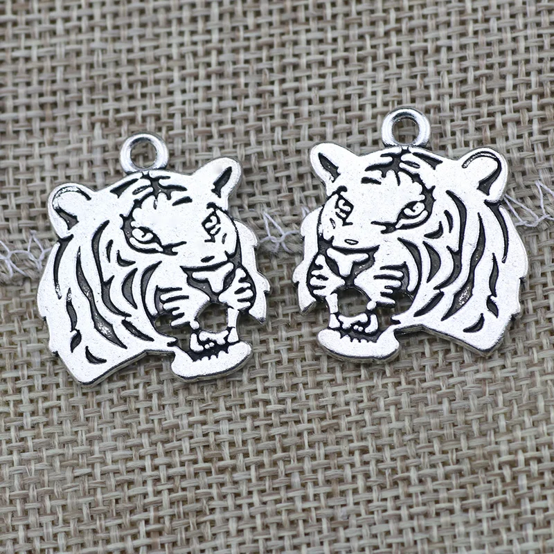 5 Pieces 22*24mm Mixed Alloy Antique Silver Color Tiger Charms Bracelet Vintage Pendant Accessory For DIY Jewelry Making