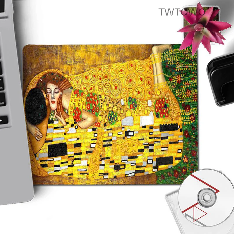 Mouse Pad The Kiss Gustav Klimt Rubber Mouse Desktop Mousepad DIY Computer Gaming Mouse Pad Decorate Your Desk Design As A Gift