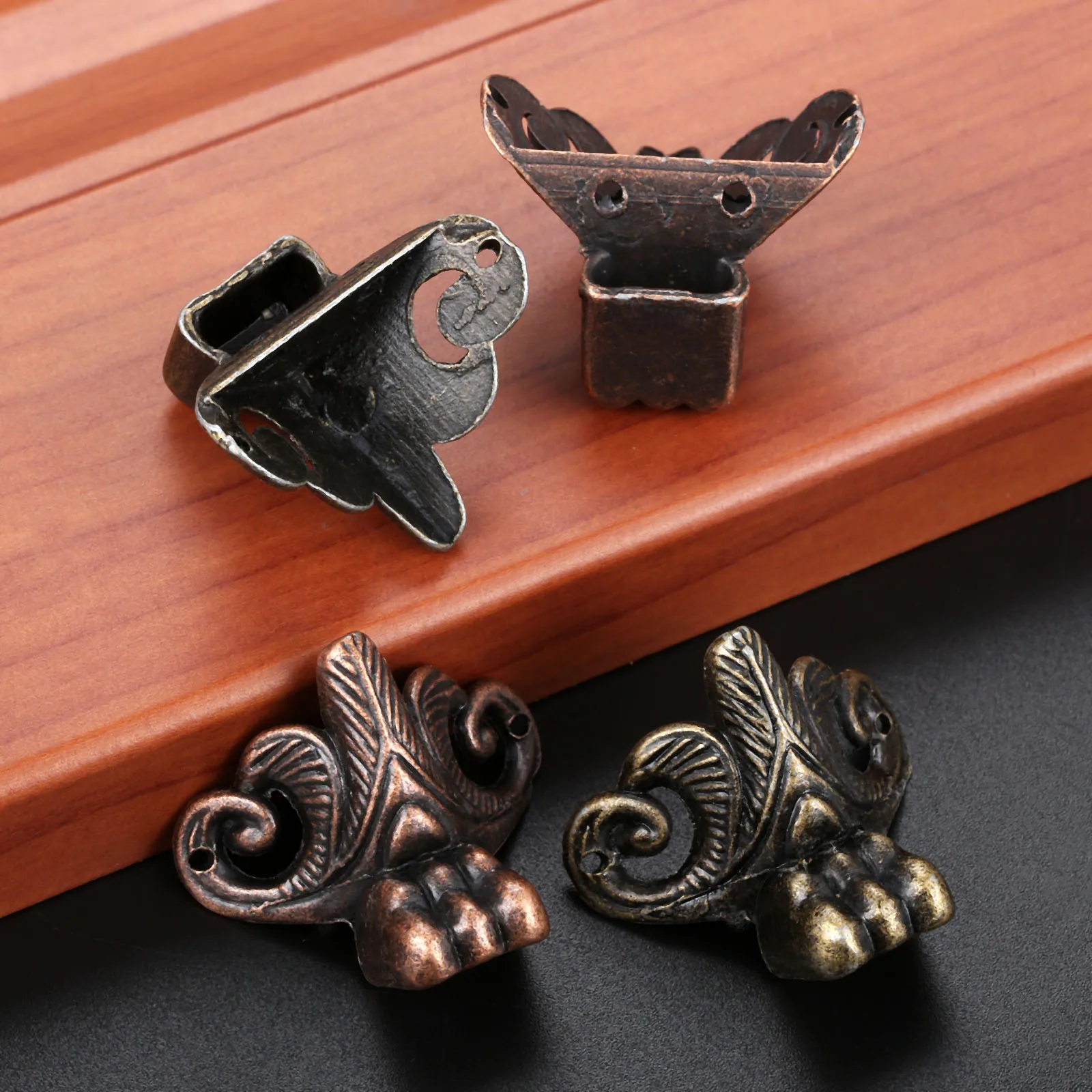 4pcs Vintage Animal Feet Corners Decor Leg w/screw Jewelry Wood Box Edge Cover Protector Guard Antique Bronze Copper Old Chinese