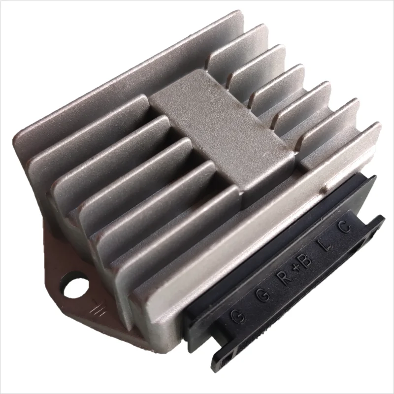 

Free shipping 1 sets Regulator Rectifier for 650cc CAGIVA ELEFANT 85-89 AP8112331 061046750, 061946750, 343520