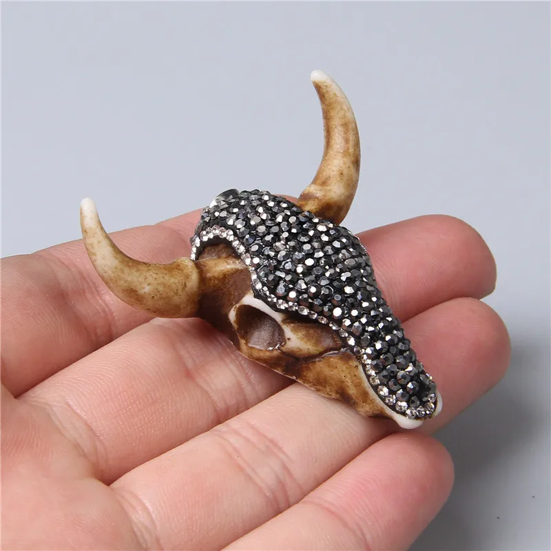 Goth Fashion Retro Stained Bull Bone Feather Cow Tooth Arrow Shape Charm Pendants For Men Hippop Jewelry Making Punk Necklace