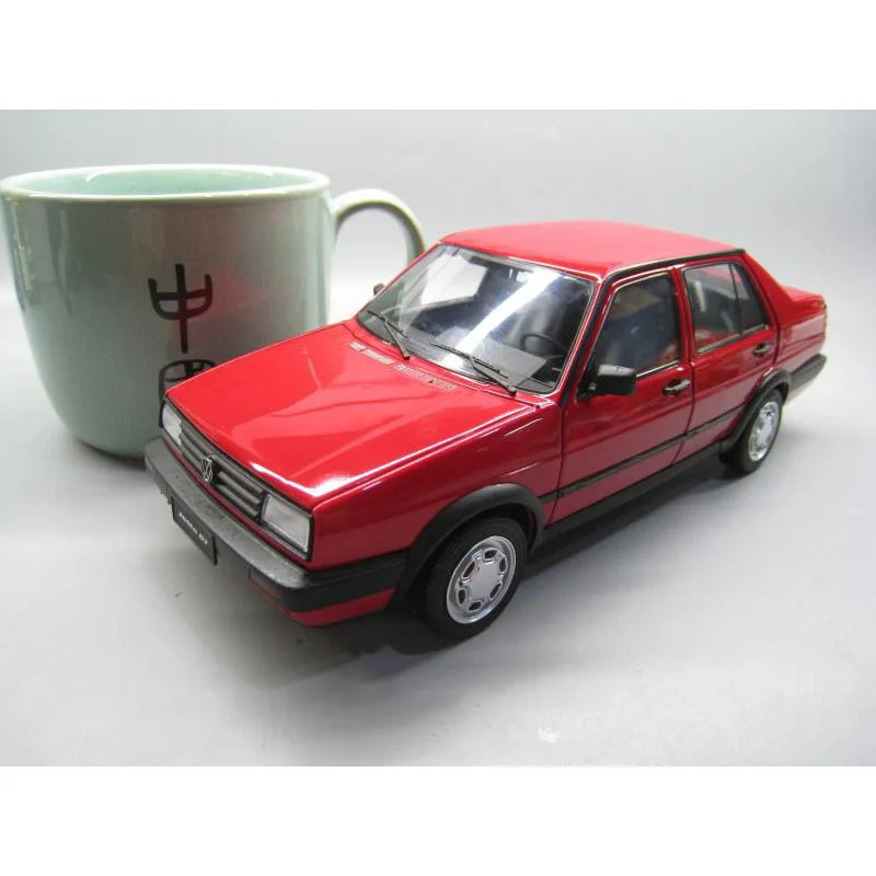 Diecast Legering 1/18 Originele Boutique VW JETTA Automodel Volwassen Klassieke Collectie Statische Display Jongen Speelgoed