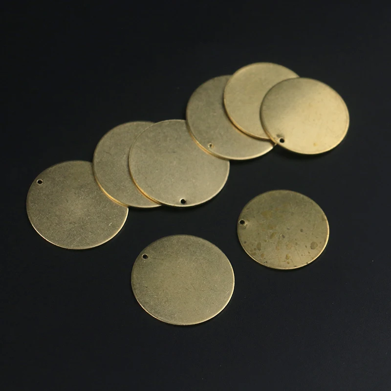 Brass round pendant charm Simple coin style single hole solid smooth disc charm, used for making DIY pendant jewelry