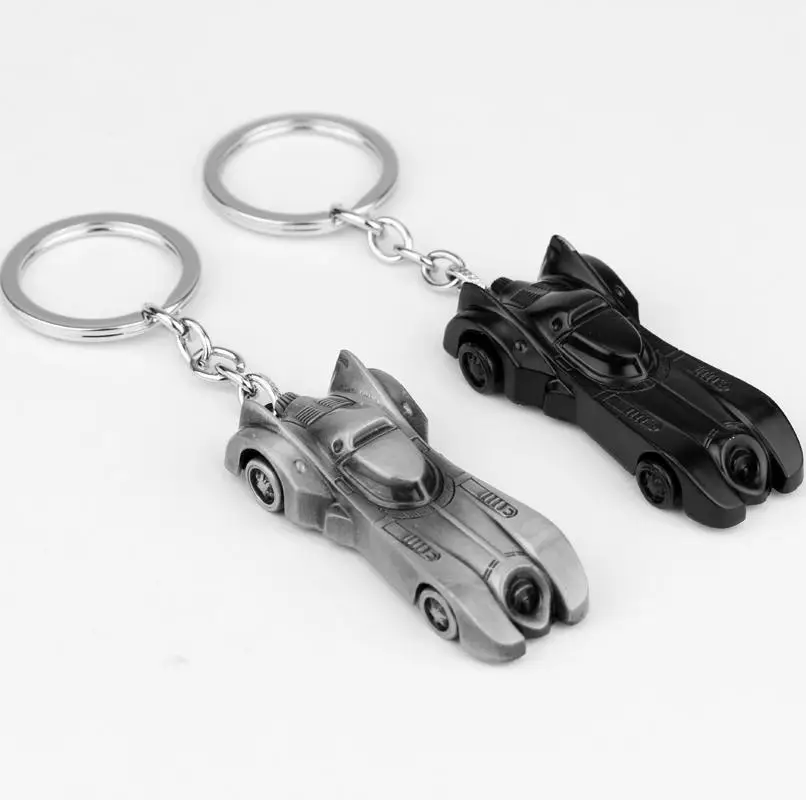 Car Shape Key Chain The Dark Knight Batmobile Key Rings Gift Chaveiro Car Keychain Jewelry Movie Key Holder Souvenir