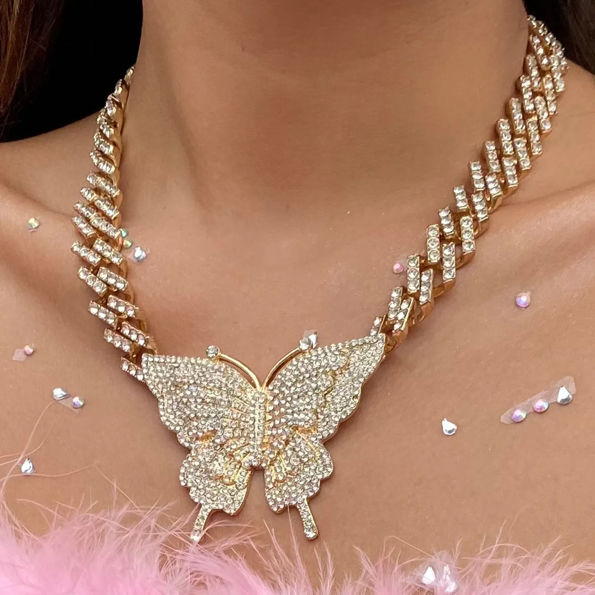 Cosysail Shiny Iced out Miami Cuban Link Chain Necklace Hip hop Women Big Rhinestone Crystal Butterfly Pendant Necklace Jewelry