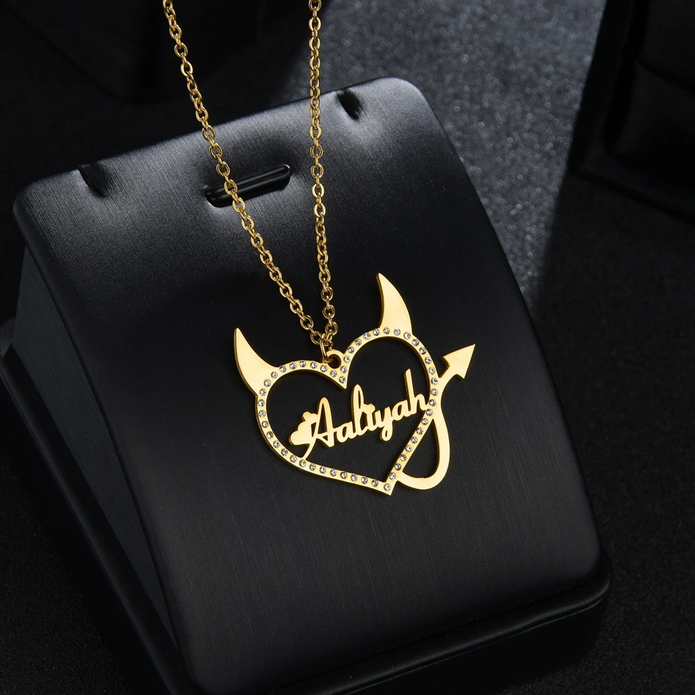 Fashion Custom Name Stainless Steel Lovely Shape Kids Necklaces Personalized Jewelry Chain Crown Heart Chain for Women Gifts