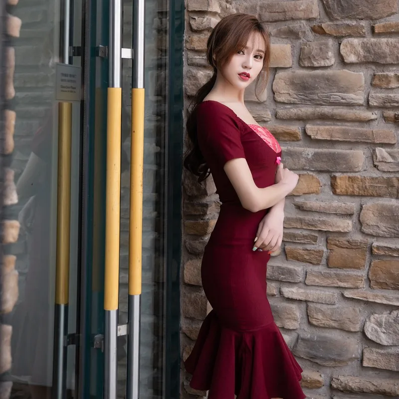 Limited elegant retro sexy dark red lace tight Trumpet / Mermaid Dress Burgundy Spaghetti Strap Tube Top Dress image 5