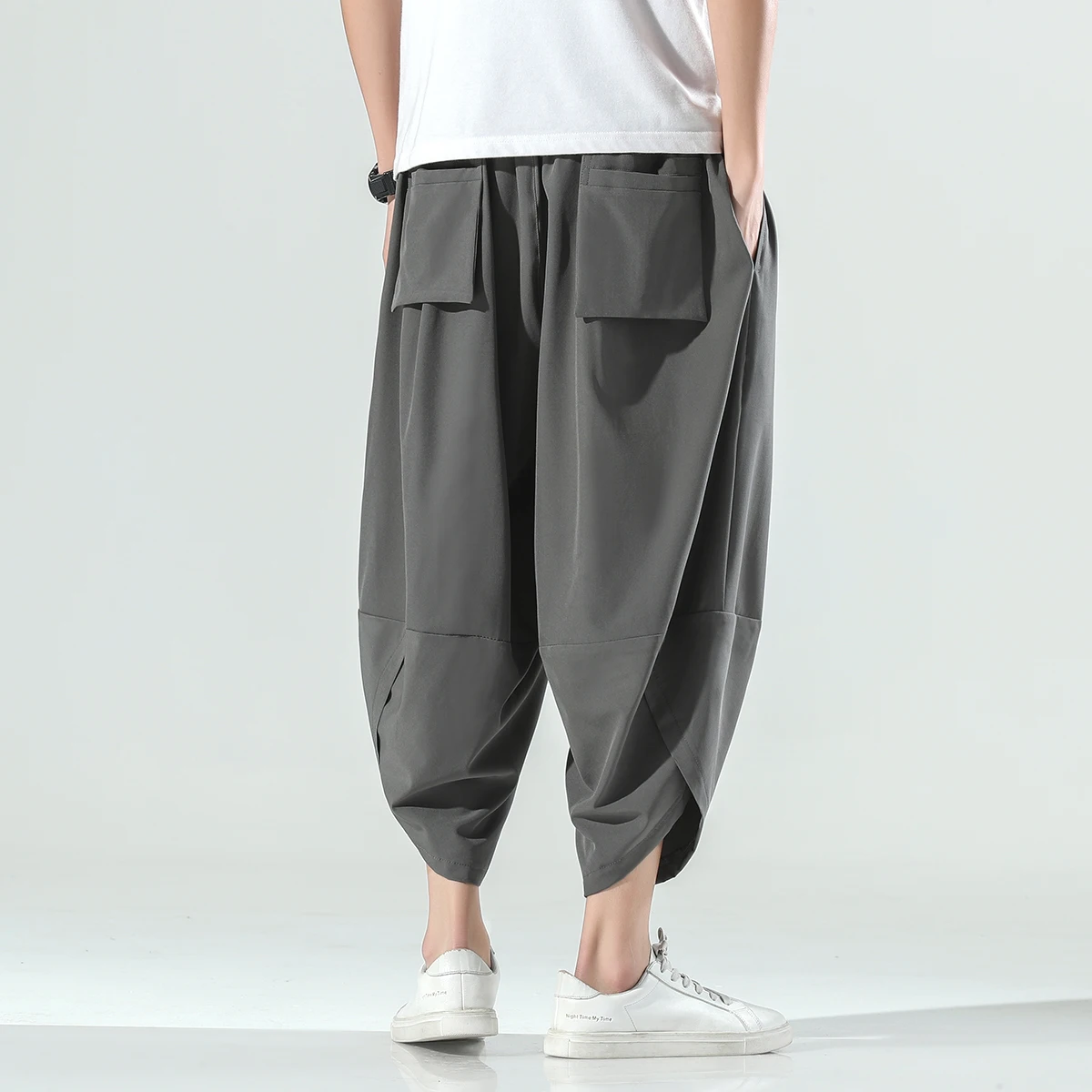 Pantalones bombachos sueltos y finos de talla grande para hombre, ropa de calle japonesa, pantalones deportivos recortados, bombachos Harajuku, primavera y verano, 2021