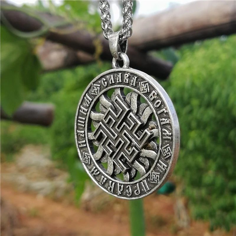 New Buddhist Rune Pattern Round Pendant Necklace Men\'s Necklace Fashion Metal Religious Rune Amulet Pendant Accessories Jewelry