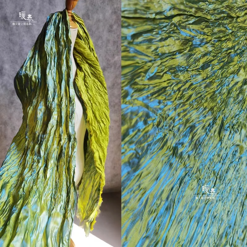 Nuovo tessuto pieghettato pieghe Miyake gradiente blu verde toppe fai da te vestiti da palcoscenico camicia gonna vestito tessuto stilista