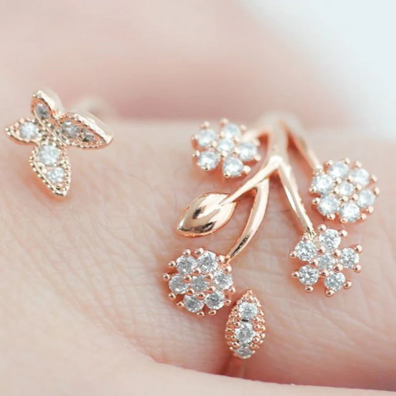 Luxury Crystal Butterfly Tree Leaf Wedding Rings for Women Fashion White Crystal Opening Finger Ring Engagement Party Jewelry