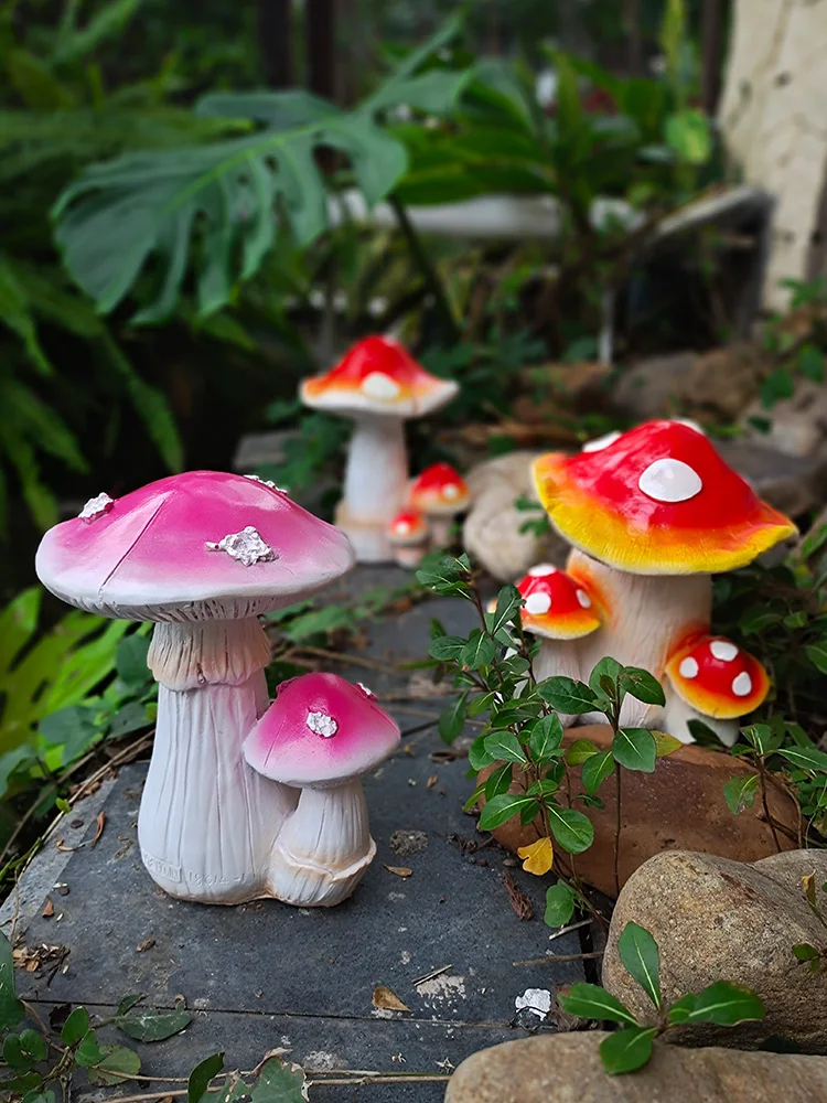 

Orchard And Garden Statues Simulated Plant Red Mushroom Yard Garden Home Decor Landscape Gardening Decoration Sculpture Outdoor