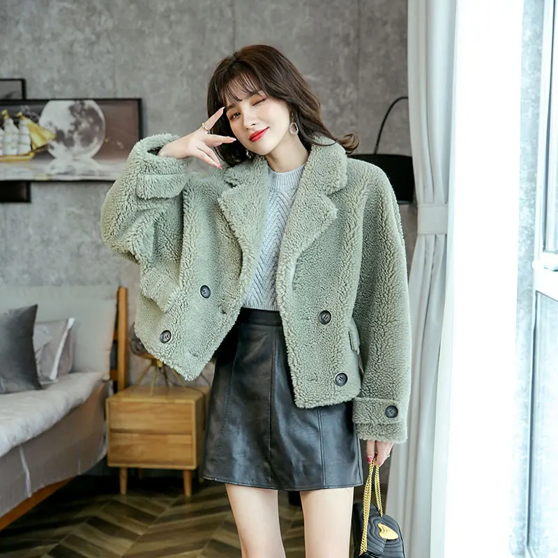 Winter 2024 Korean Thick Warm Faux Fur Short Jacket Mujer High Quality Women Double Breasted Faux Sheep Shearing Lambswool Coat