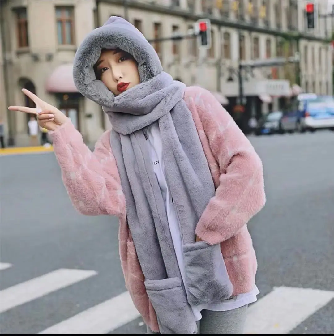 New Fashion Bear Scarf Hat Gloves All-in-one Female Winter Warm Scarf Cute Rabbit Plush Three-piece Suit