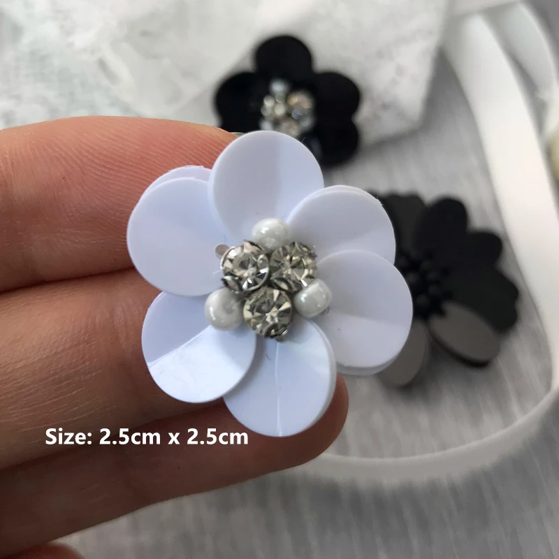 10 pezzi Per lotto 2-3.5CM di larghezza fatti a mano con Paillettes fiore Applique 3D Paillettes patch di perline Per vestiti fai da te scarpe