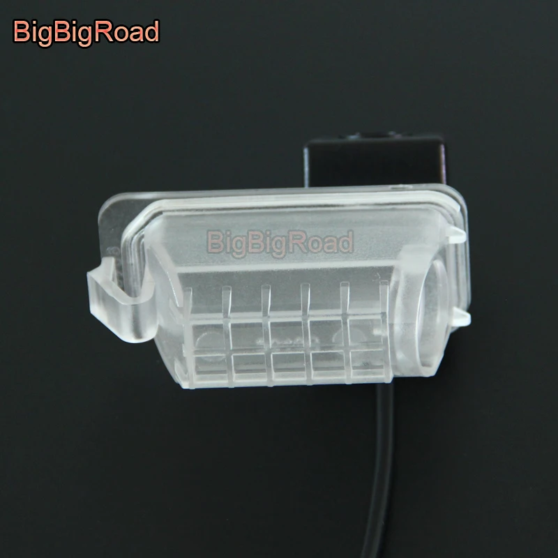 

BigBigRoad Car Rear View Reversing Backup Camera With Filter / Power Relay For Ford Fiesta Kuga Galaxy 2006--2014 Parking Camera