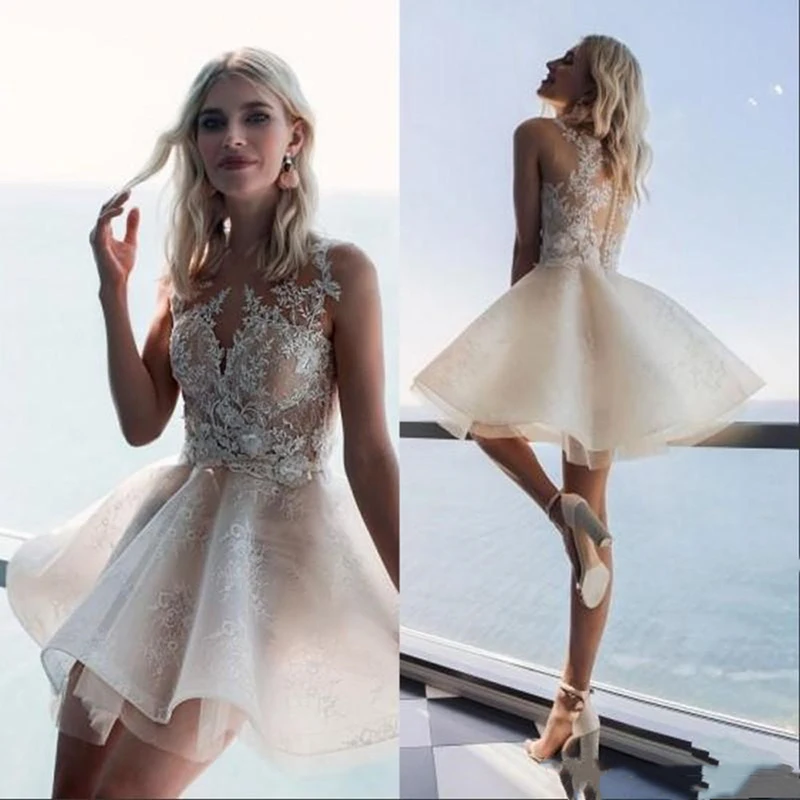 

2022 Latest Charming Short Homecoming Gowns Lace Mini Length Cocktail Dress Sleeveless Party Appliqued On Sale