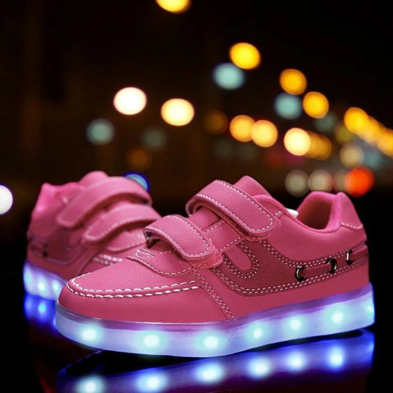 UncleJerry Kids Led Shoes USB chargering Light Up Sneakers for boys girls Glowing Casual Shoes Child Fashion Shoes