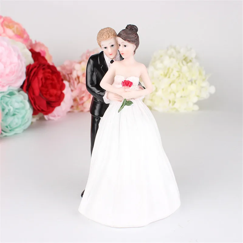 Romantische Bräutigam & Braut heiraten Harz Figur Hochzeit Kuchen Topper Dekoration liefert heiraten Figur Valentinstag Verlobung – Detail 5