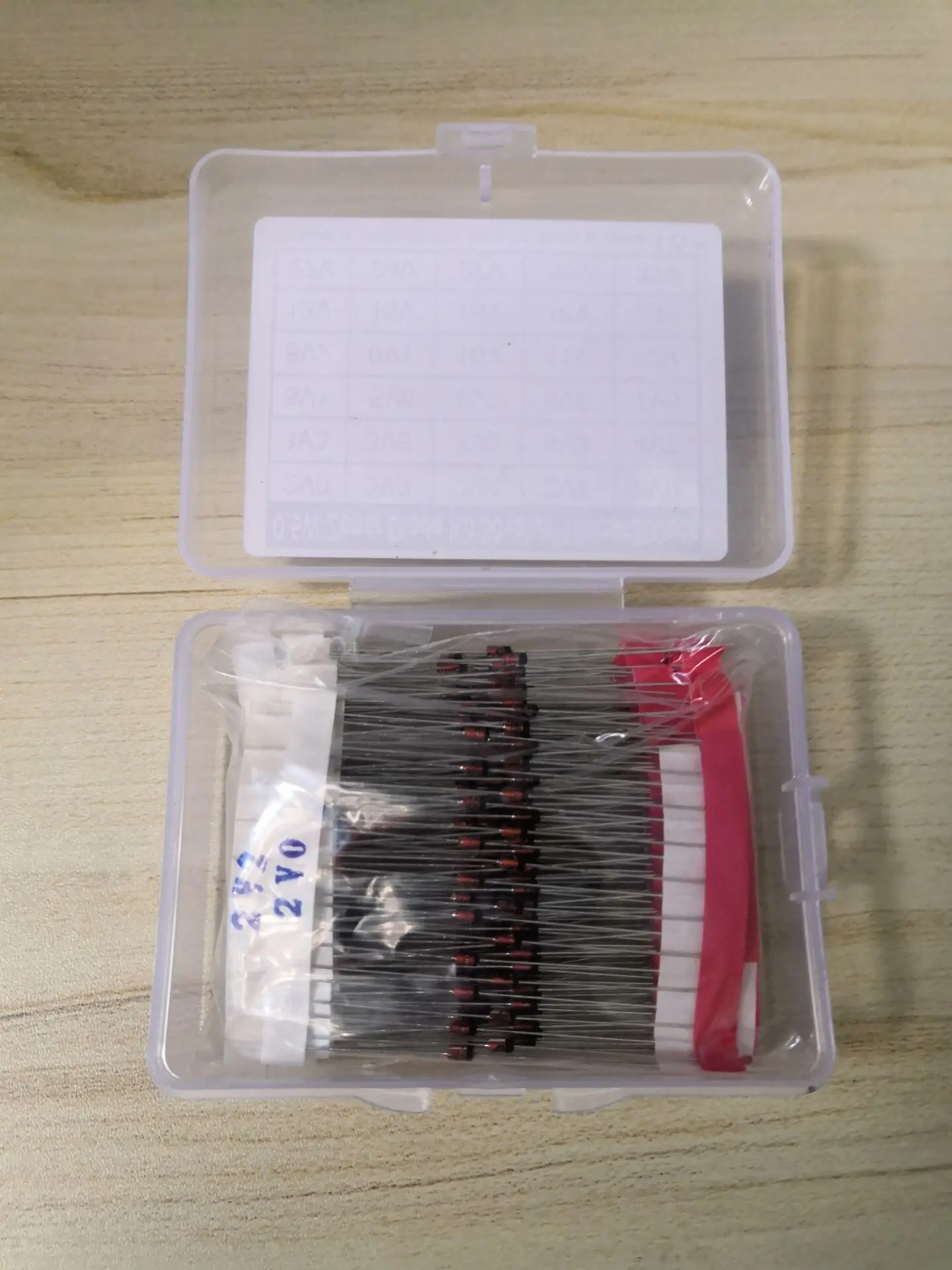 0.5W Zener Diode Kit 2V-39V 30Values*10pcs=300pcs Voltage Regulator Assort 2.2/2.4/2.7/3/3.3/3.6/3.9/4.3/4.7/5.1/5.6/6.2/6.8/V