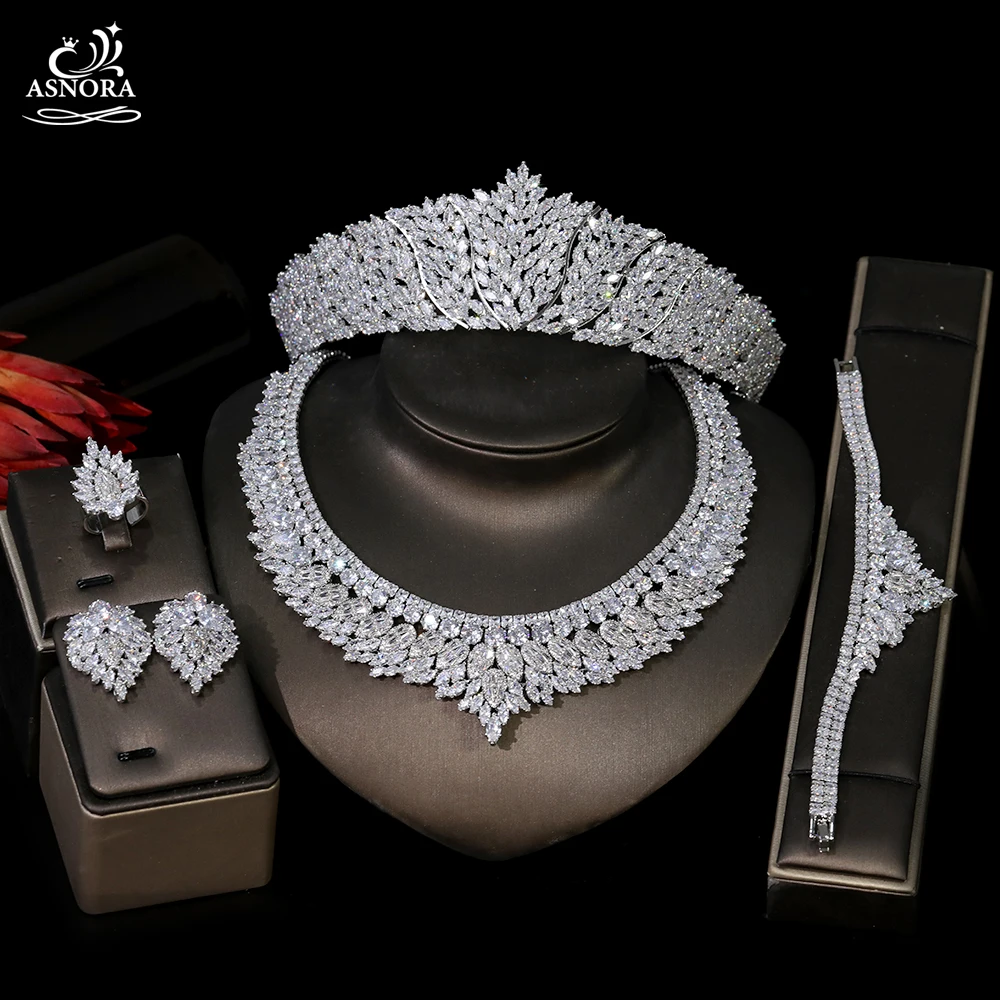 Luxury Wedding Shiny Bridal Jewellery, Bridal Wrown Necklace, Earrings, Ring And Bracelet 5-piece Set Bridal headdress