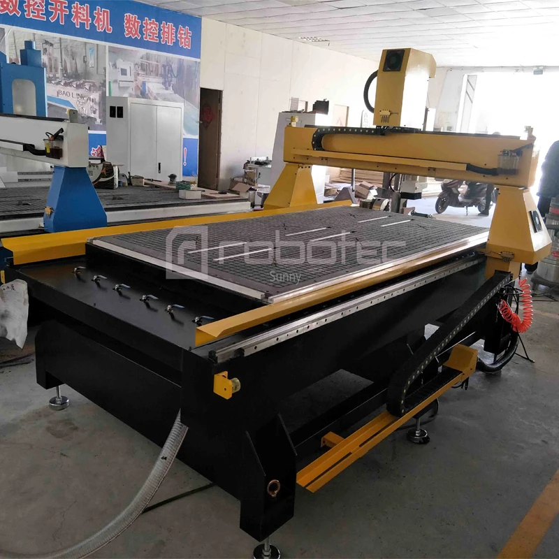 ROBOTEC ต่ำราคา4แกนเครื่อง Cnc Router 4 * * * * * * * 8ฟุต/1325ไม้เครื่อง Mdf อลูมิเนียม PVC ตัด