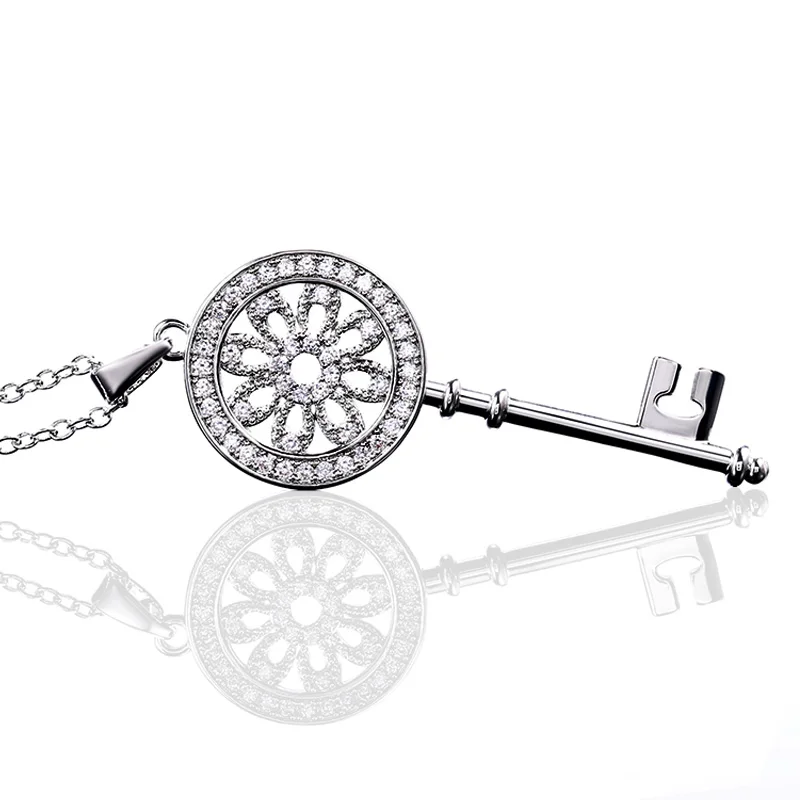 Huitan Silver Color/Rose Gold Color Key Necklace for Women Dazzling Crystal CZ Stone Korean Fashion Versatile Female Jewelry Hot