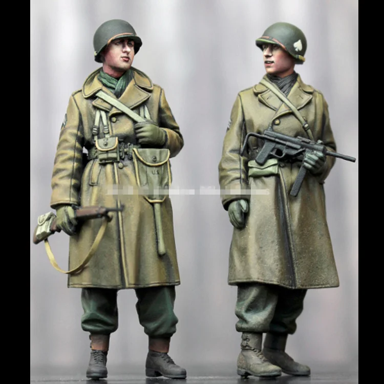 1/35 Resin Figure Model kits 2 figures Unassambled Unpainted C563