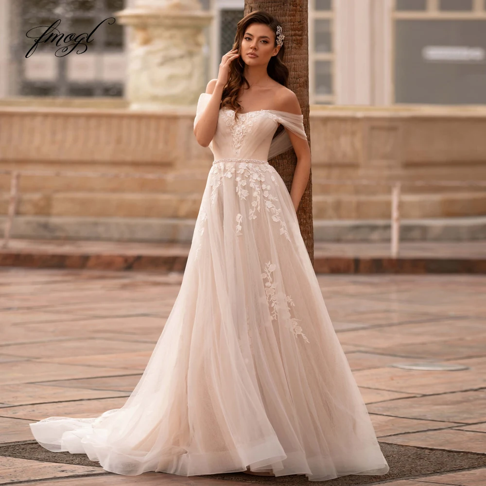 

Fmogl Vestidos De Noiva Sexy Backless Lace Vintage Wedding Dresses Boat Neck Appliques Court Train Pleat A Line Bride Gown