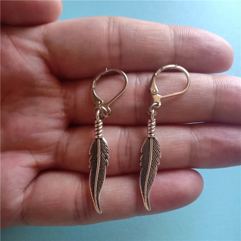 Beautful Boho Feather Leverback Earring, Dainty Feather Charm Minimalist Jewelry, Bohemia Earrings Dropshipping