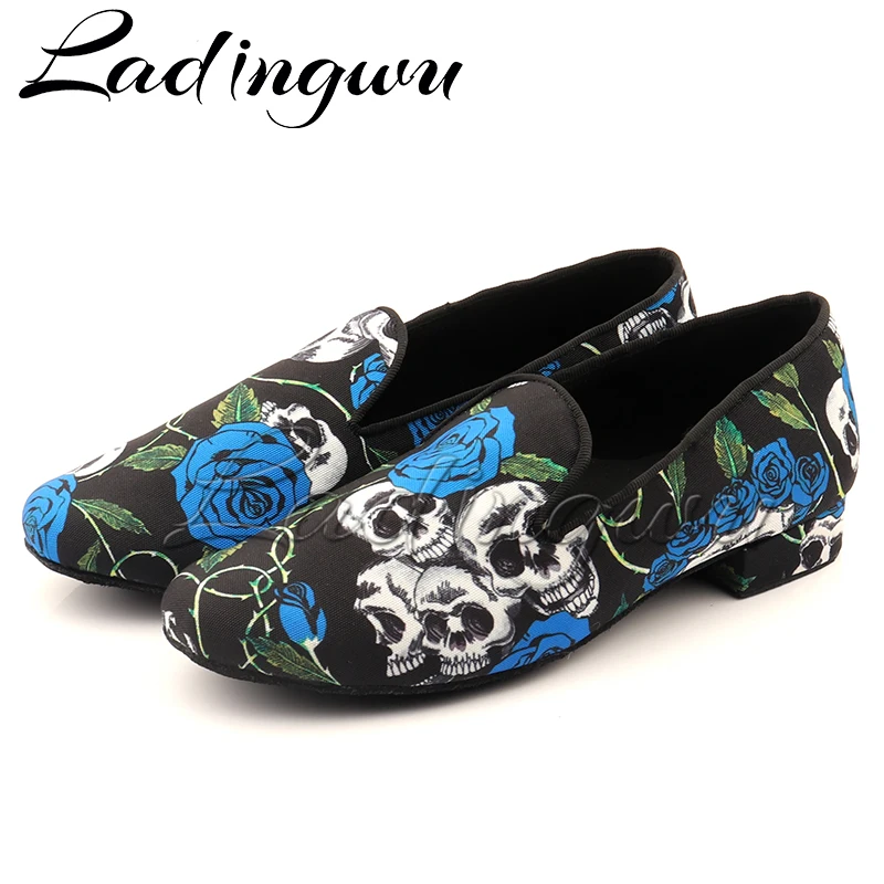 Ladingwu zapatos de baile para hombre, zapatillas profesionales latinas, zapatos de baile de salón, calaveras de Holloween, garabatos de mezclilla,