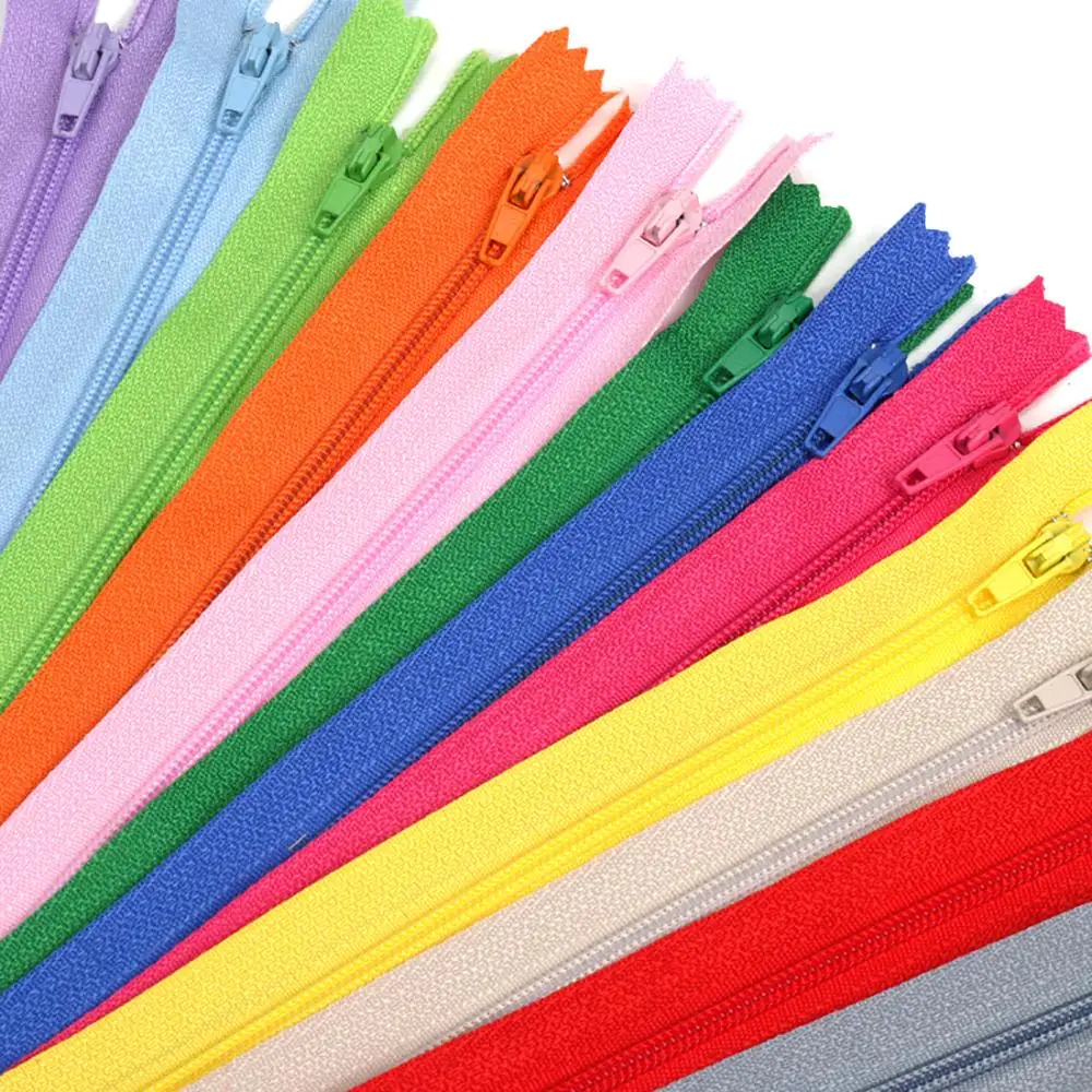 10Pcs/Pack Colorful High Quality 20cm Length Nylon Coil Zippers Tailor Garment Sewing DIY Handcraft Accessories Wholesale Retail