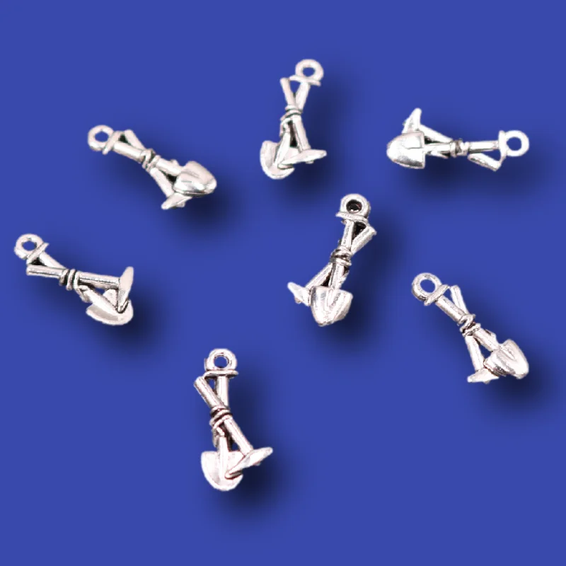 100pcs Silver Plated Mini Garden Tools Hoe & Spade Pendants Retro Bracelet Metal Accessories DIY Charms Jewelry Crafts Making